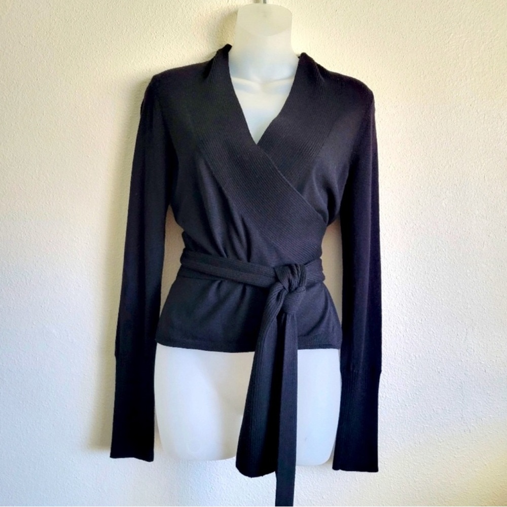 Wrap style sweater